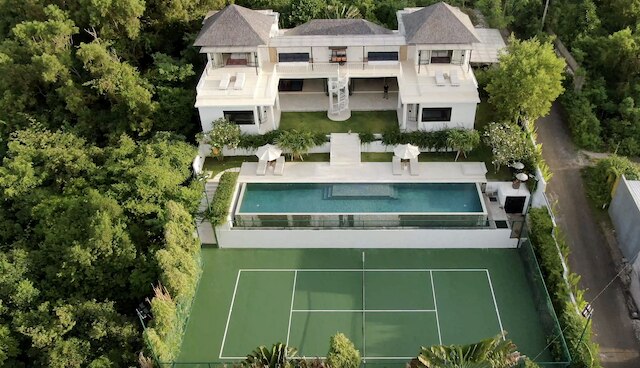 ヴィラ パラダイス ウルワツ