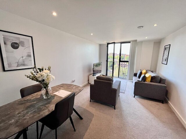 インプレッシブ  1 ベッド  アパートメント - チャヴァッス アパートメンツ