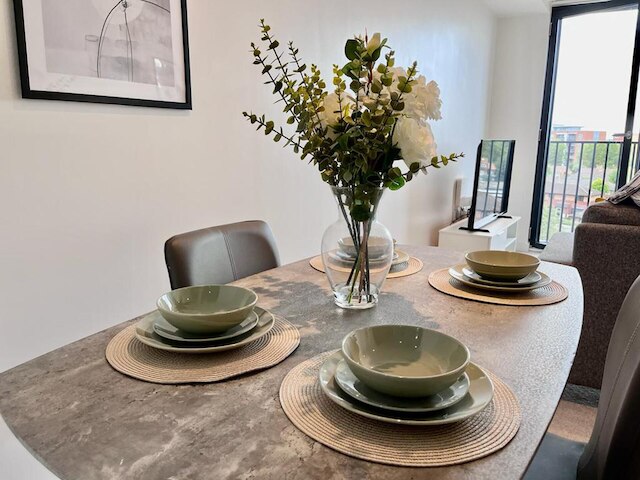 インプレッシブ  1 ベッド  アパートメント - チャヴァッス アパートメンツ