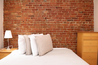 マーヴェリックスイーツ アット 402 コロンバスアヴェ