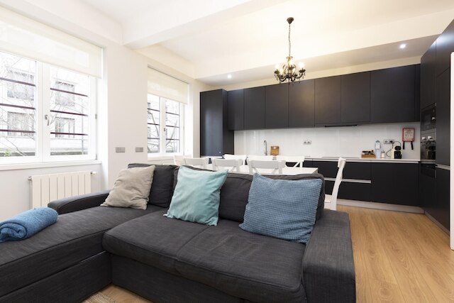 フィール ポルト ダウンタウン エッセンス