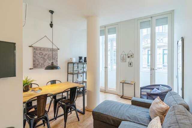 カシュミレ ナイトライフ スタジオ 302