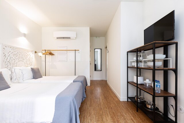 アイコニック ナイトライフ スタジオ 104