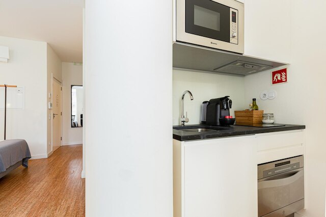 アイコニック ナイトライフ スタジオ 104