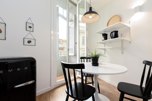 アイコニック ナイトライフ スタジオ 104