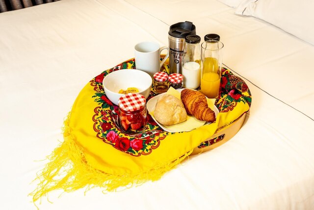 カシュミレ ナイトライフ スタジオ 202