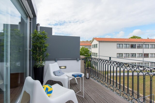 フィール ポルト アンティーク フォンタイニス