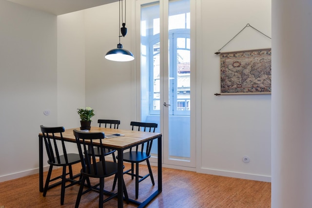 オン トレンド ナイトライフ スタジオ 203