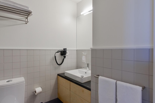 オン トレンド ナイトライフ スタジオ 203