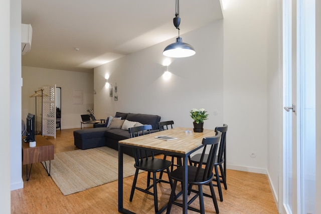 オン トレンド ナイトライフ スタジオ 203