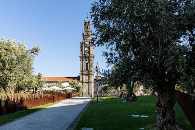 オン トレンド ナイトライフ スタジオ 103