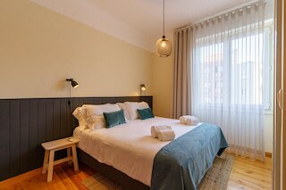 フィール ポルト ダウンタウン ウッズ フラット