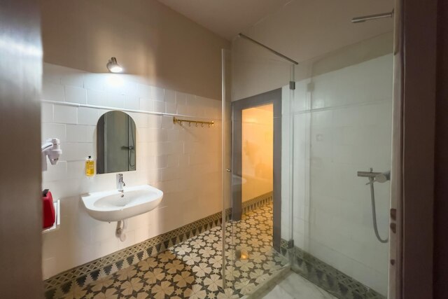 フィール ポルト アンティーク ポベイロス フラット II