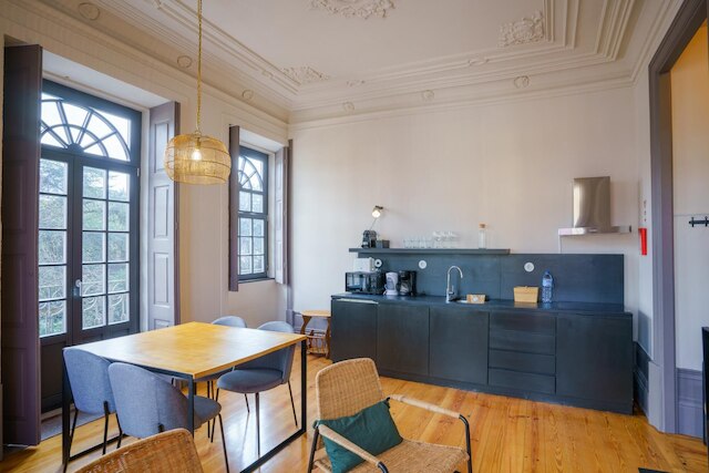 フィール ポルト アンティーク ポベイロス フラット II