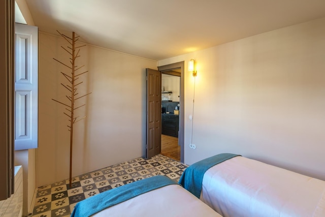 フィール ポルト アンティーク ポベイロス フラット III