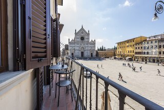 サンタ クローチェ パレス バイ Mmega