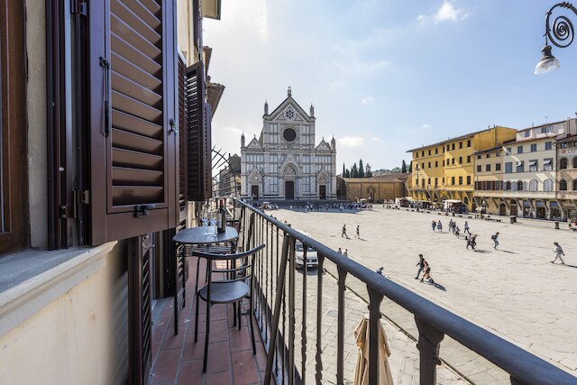 サンタ クローチェ パレス バイ Mmega