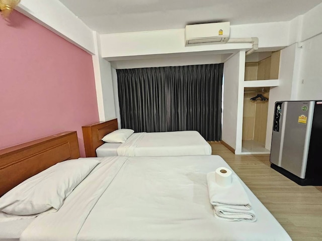 クラウン Bts ナナ ホテル