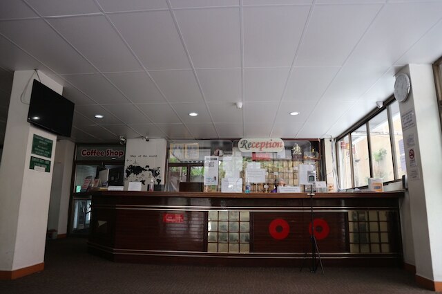 クラウン Bts ナナ ホテル