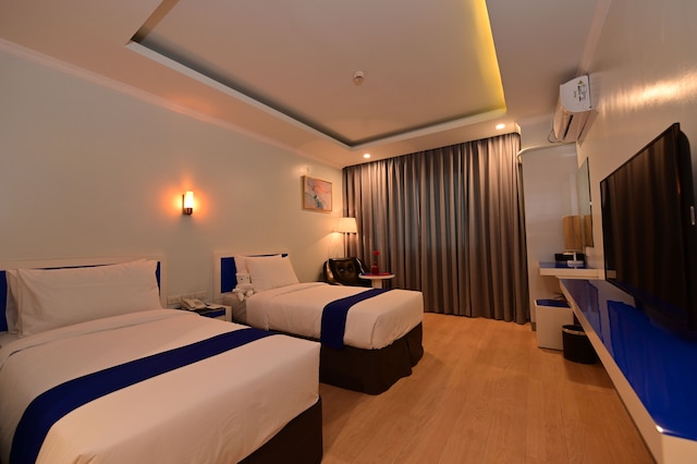 T シャイン リゾートアンドスパ