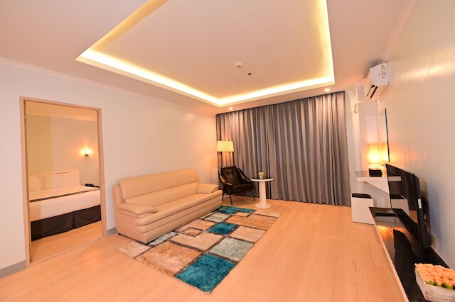 T シャイン リゾートアンドスパ