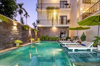 トゥモローヴィラホイアン