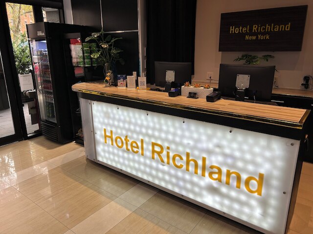 ホテルリッチランドLES