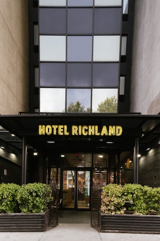 ホテルリッチランドLES