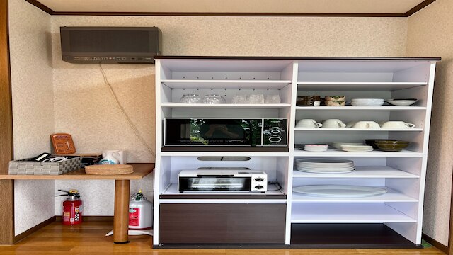 Yellow House by Lake TOYA