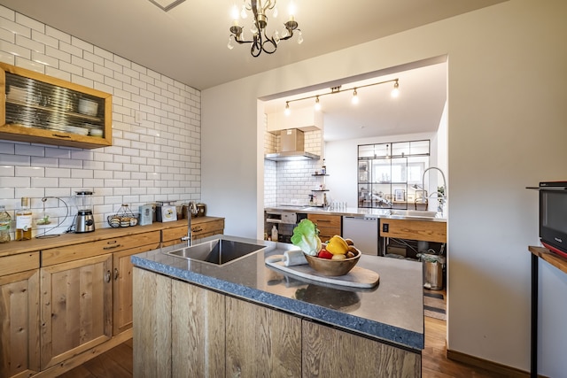 アンティークス犬山