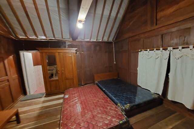 ムボク・ニーム・カフェ・アンド・コテージ