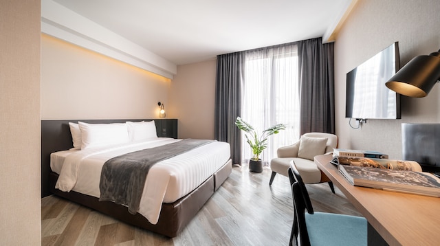 シーカーズ ファインダーズ ラマ IV  ホテル シュアステイ コレクション バイBW