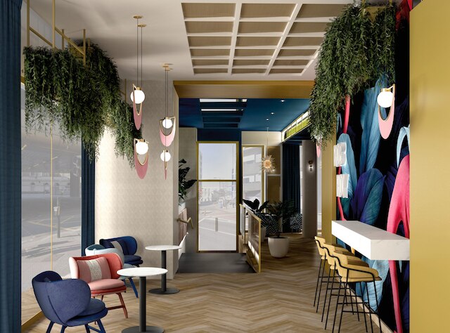 ホテル リウ プラザ ロンドン ビクトリア