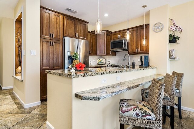 コロニー ヴィラズ アット ワイコロア ビーチ リゾート #204 2 ベッドルーム ヴィラ バイ レッドオーニング