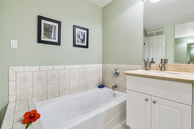 コロニー ヴィラズ アット ワイコロア ビーチ リゾート #204 2 ベッドルーム ヴィラ バイ レッドオーニング