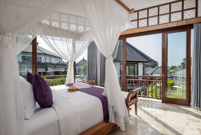 スワン・パラダイス・ア・プラマーナ・エクスペリエンス