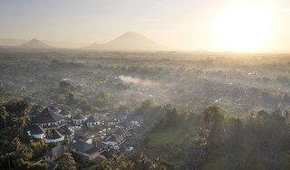 スワン・パラダイス・ア・プラマーナ・エクスペリエンス