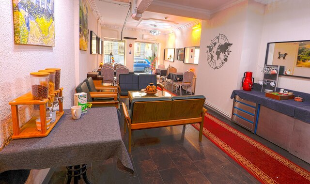 コンドスカリ ホテル