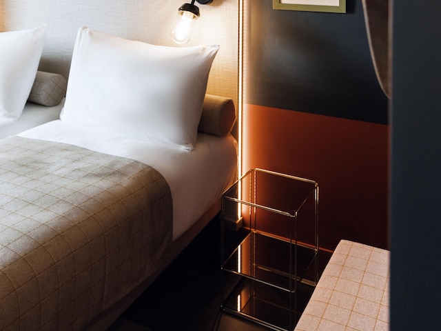 イビス スタイルズ ラ ロシェル セントル ガール