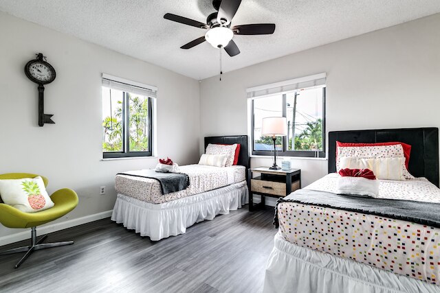 2 ベッド2 バス ハウス バックヤード ジャクージ 付き