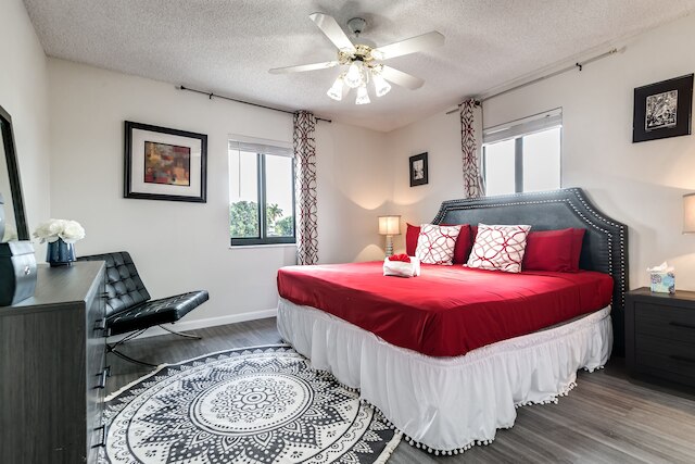 2 ベッド2 バス ハウス バックヤード ジャクージ 付き