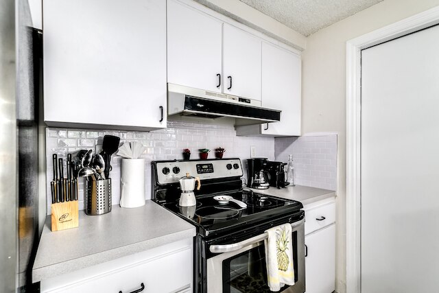 2 ベッド2 バス ハウス バックヤード ジャクージ 付き