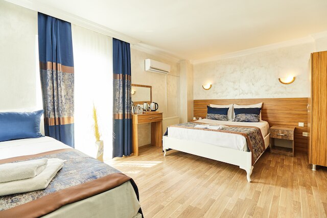 アルマルホテル