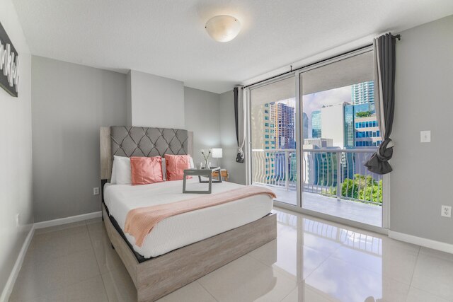 ブリッケルの3ベッドルームアパートメント