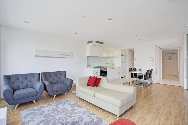 スカイ・ポイント・タワー - プライベート・アパートメント