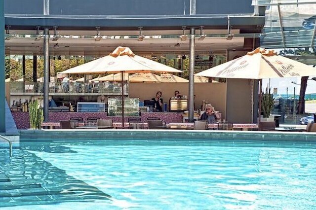 スカイ・ポイント・タワー - プライベート・アパートメント