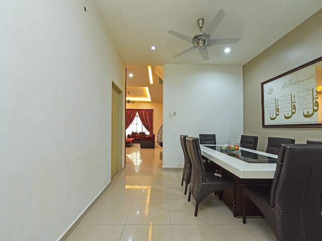 OYO ホーム 90532 カーサ アズリンダ ムスリム