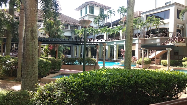 OYO ホーム 90533 ノマディック タウン  コンドミニアム