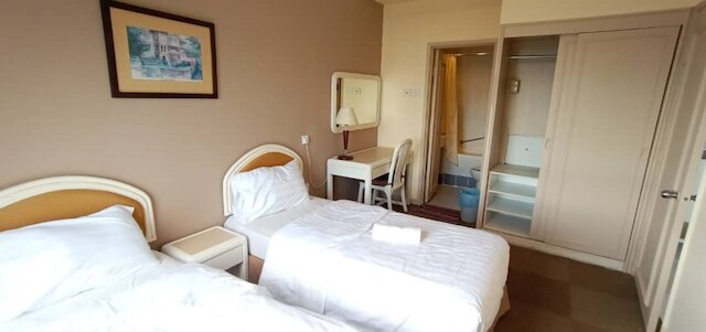 OYO ホーム 90533 ノマディック タウン  コンドミニアム