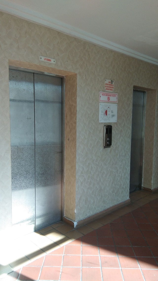 OYO ホーム 90533 ノマディック タウン  コンドミニアム